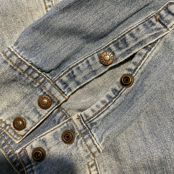 Guess denim button down - Picture 7 of 9